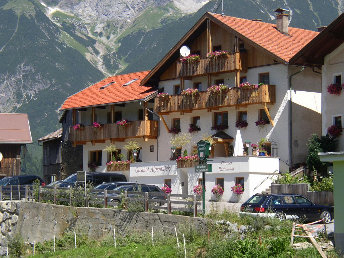 Gasthof Alpenblick Tobadill Exterior photo